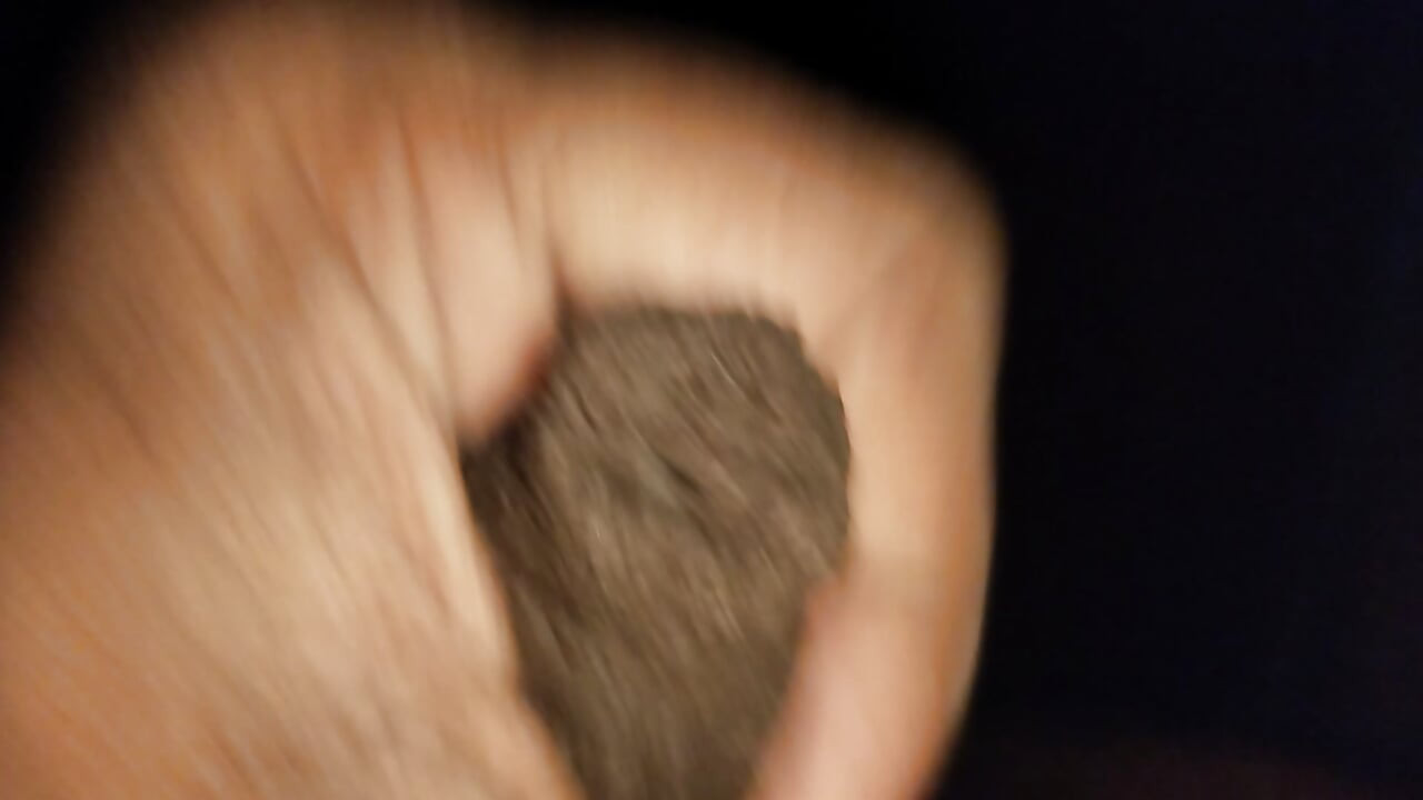 My neighbour aunty navel made me cum
