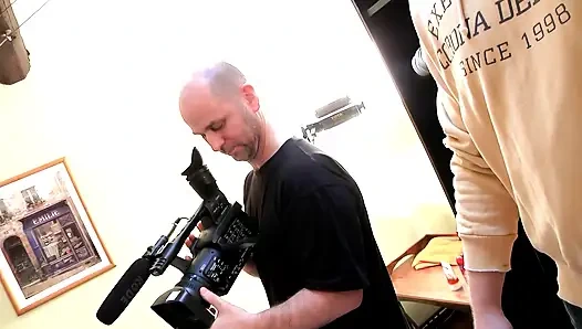 Amatör evli kadınlar oyuncu seçmelerinde, başka bir yarakla sikişiyor