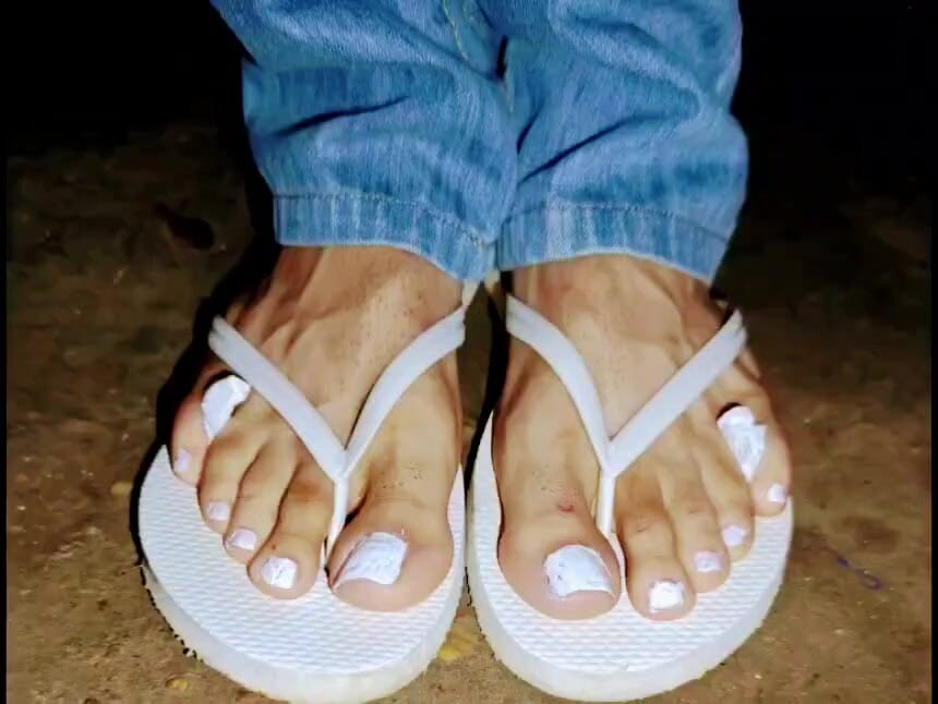 Feet csg