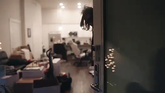 En iyi arkadaşımın karısını pornomu gördükkten sonra sikiyorum