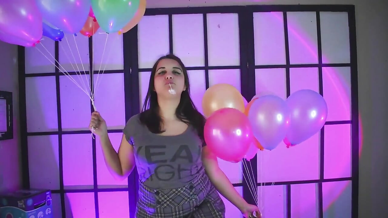 Helium Balloons and Bubblegum Turns Me on - Bunny Looner