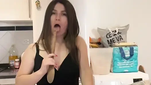 Solo in the Kitchen - I Play with the Spoon