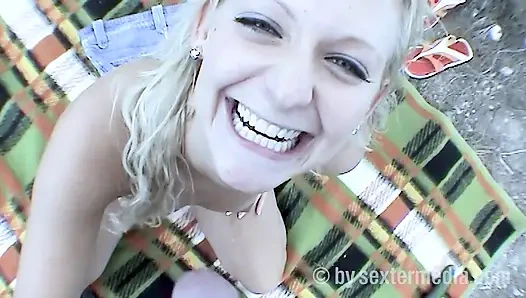 Sperm yutan ağaçkakan penis üfledi