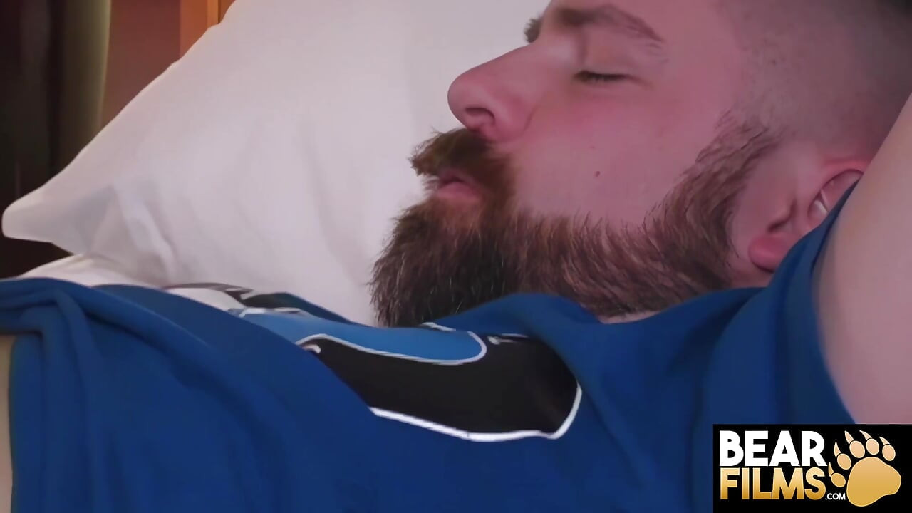BEARFILMS Fat Hartt Frisco Craves Hard Anal With Chubby Jeremy Matthews