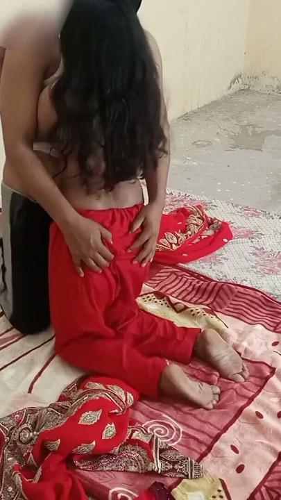 Indian newly married wife fucked by her boyfriend with clear Hindi audio | Clip 1