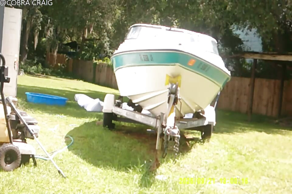 9-21-26 COBRAS BUFFING OUT THE RED NECK BOAT POOL AND DISCUSSING A CLEAR COAT FOREASY MAINTENANCE.