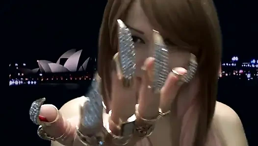 Tanrıça altın yarak ve tırnaklarla sigara içiyor!