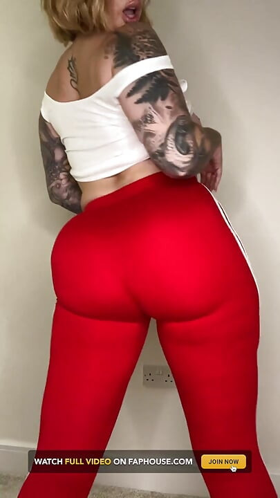 Let Me Twerk My Juicy Ass for You