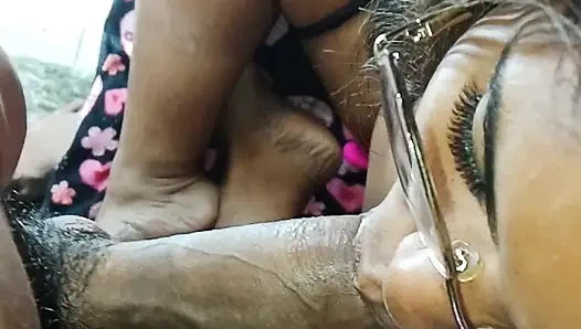 AKU TERJEBAK DENGAN KONTOL BESAR