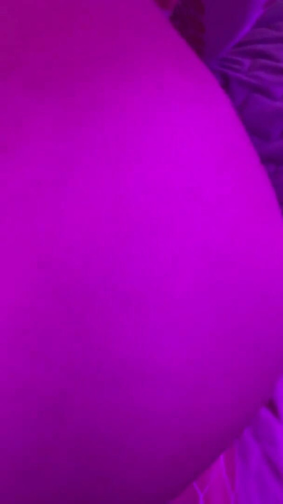 Klíčový okamžik od "Sissy Plugged and Fucked Wide Open"
