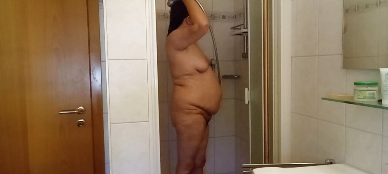 Moden BBW privat brusebadrutine