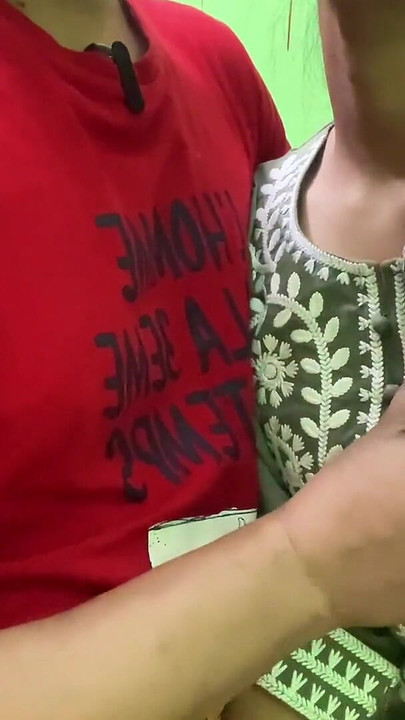 Spectacular moment from "When tailors take Bhabhi's chest measurements"