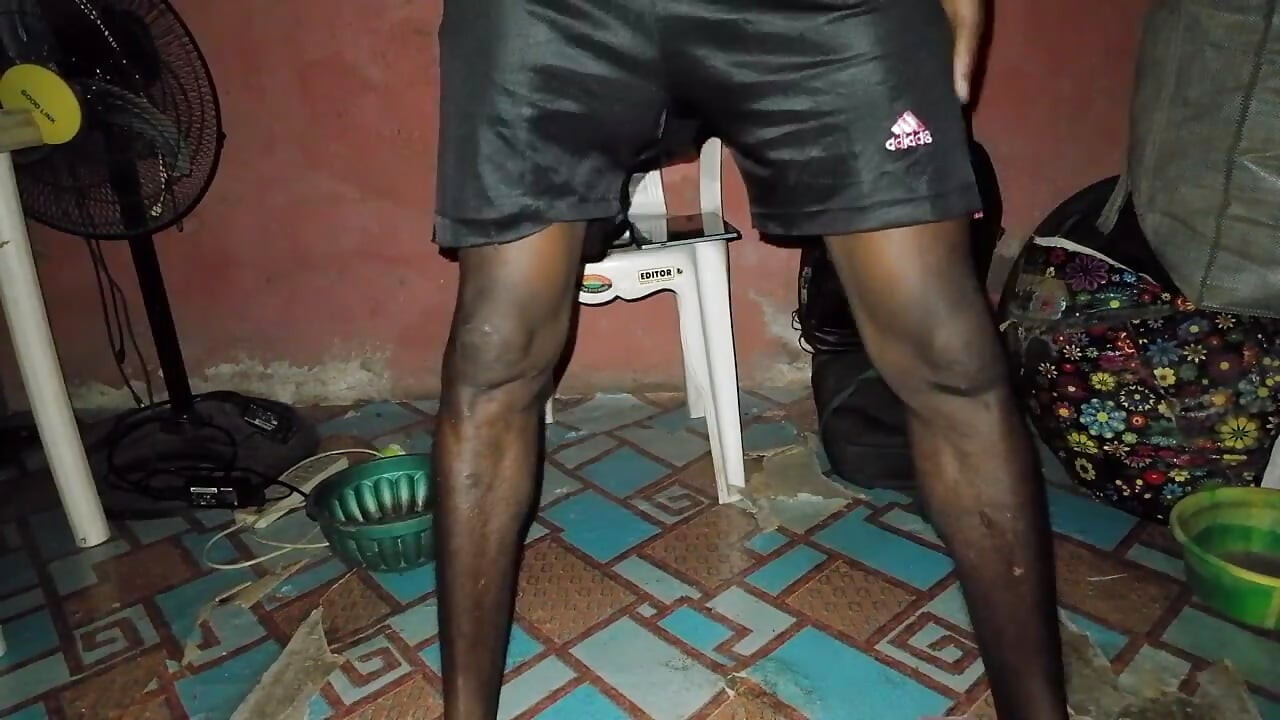 Fucking my bed after some pushups: just have to get some fun after I have indulged in mere exercise in cooling things off.