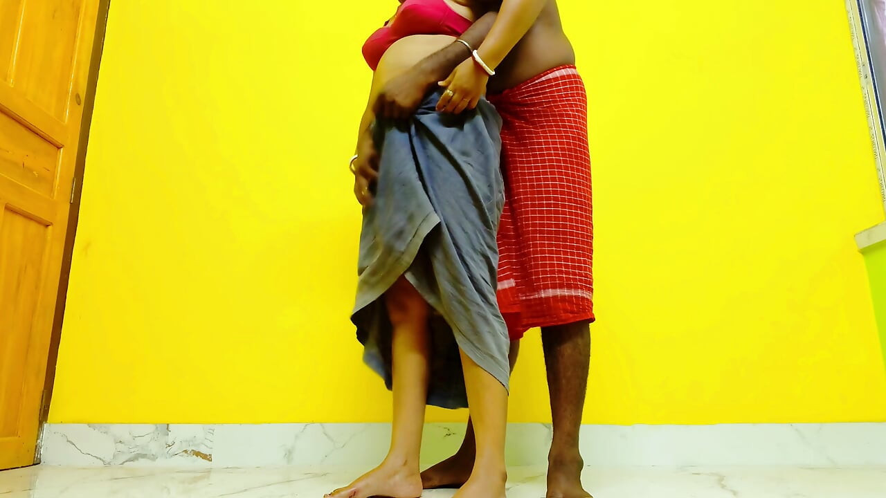 Mein Devar fickt mich, wenn ehemann nicht zu hause ist