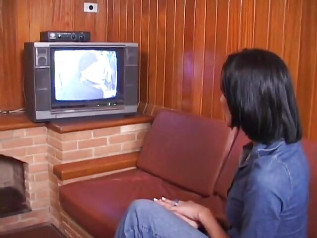 Hete tgirl Natasha betaalt voor haar pizza met seks