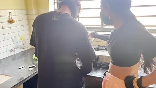 Seks di dapur yang tak terlupakan (audio bahasa india)