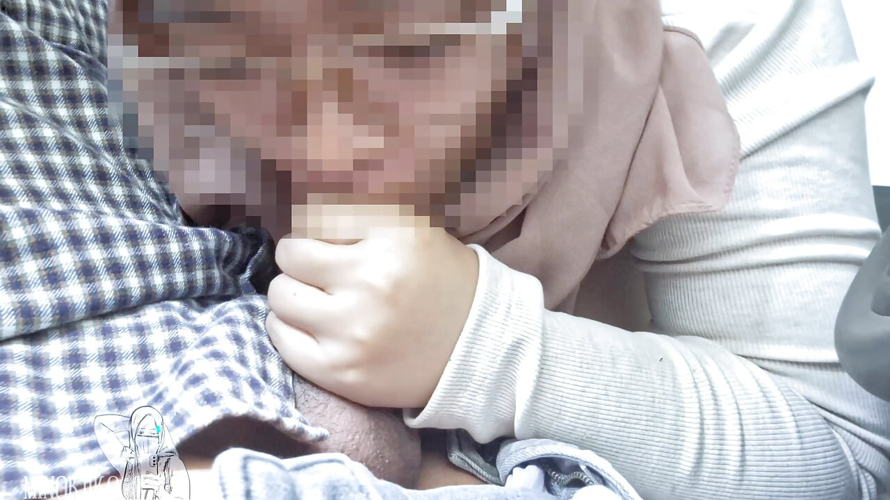 Almost Caught, Glasses Hijab Girl Doing Blowjob in the Car - Minokiiko