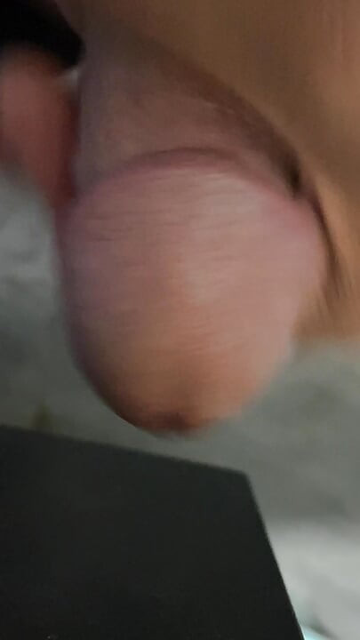 A lump of leftover flesh is growing in a rage, it must release the slime contained in it in the most drastic way