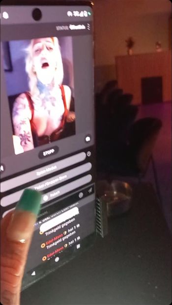 Sex in der Cocktailbar 
Zuerst ging's live heiß her - es gab viel zu trinken und das Goal "Blowjob" wurde geschafft ... Und dann ging's ab auf die Toilette