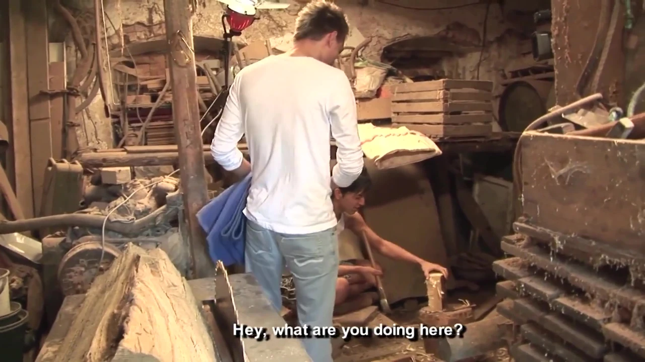 Özel video prezervatifsiz: birkaç sarışın ve kahverengi yarakla sikişmeye hevesli