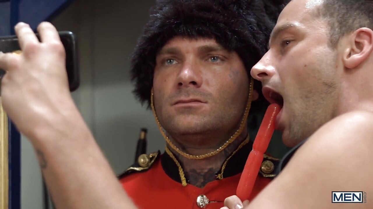 Men - British Guard Talked Dirty to by a Slutty Tourist Like Damon Hart