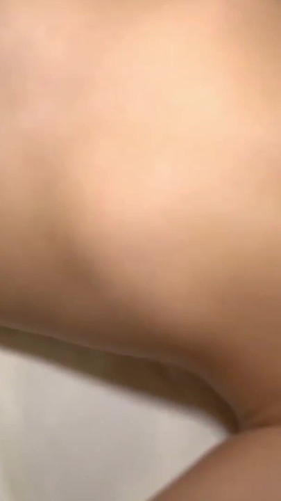 完全原始的karina：它应该是一个性感的按摩，但它最终变得很热 | 短片 3