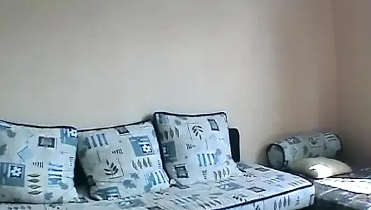 Halka açık sakso azdırma ve ıslak parmaklama patlaması