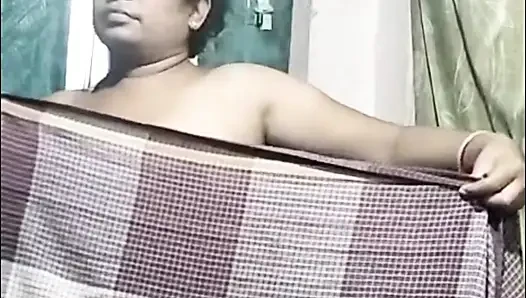 Bayan tam vücut gösterisi