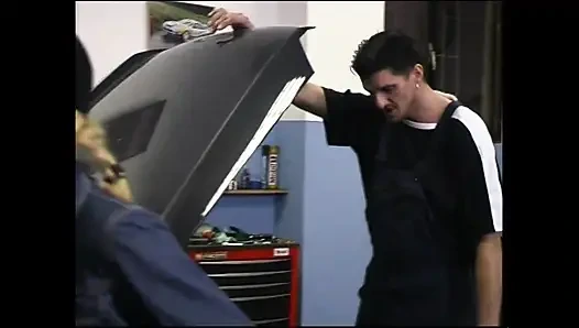 Riesiger schwanz im mund, großer schwanz in muschi, dreier