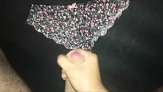 başka bir seksi külot çifti