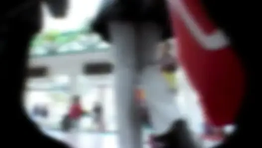 Dua Lesbian Suka Permainan Kencing