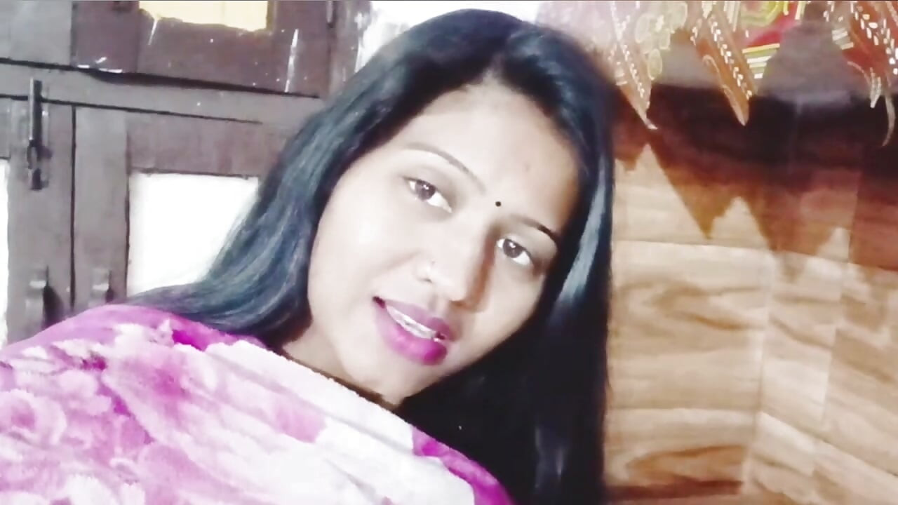 Apne he stepsister ki friend ko virgin pussy fuck kiya or pussy ros nikal kar jiv se chata,gud ki ros pilaya.. aApne he stepsist