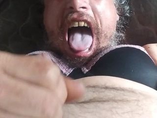 A big cum in my mouth