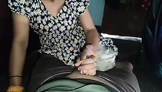 Kakak iparku tiba-tiba datang ke kamarku dan nyepong kontolku dan spermanya keluar di mulut