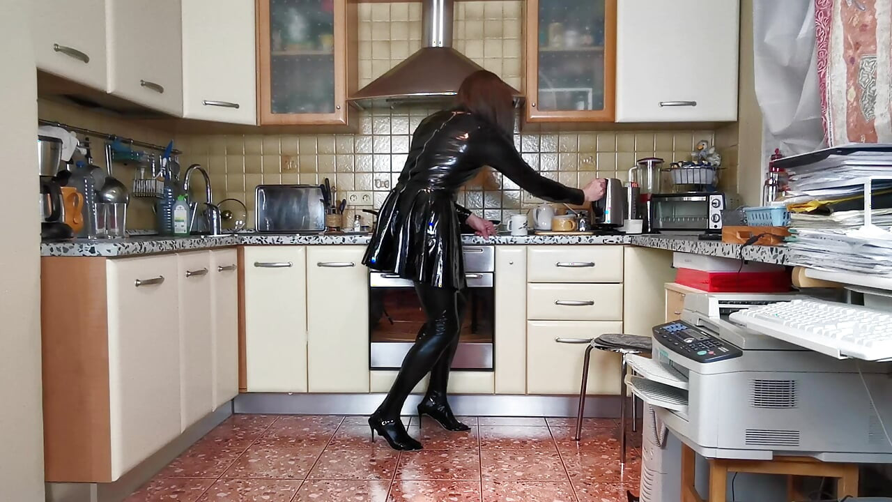 Sissy Slut Michelle Returned Home in a Good Mood After a Nightclub