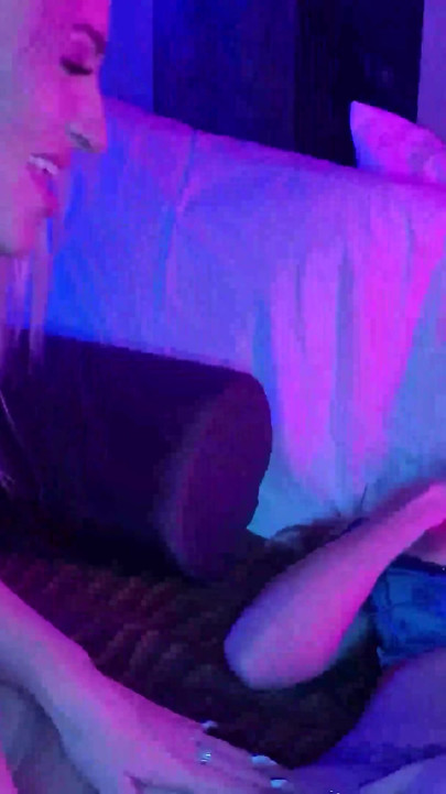 Girl on Girl Hott Lesbian Play