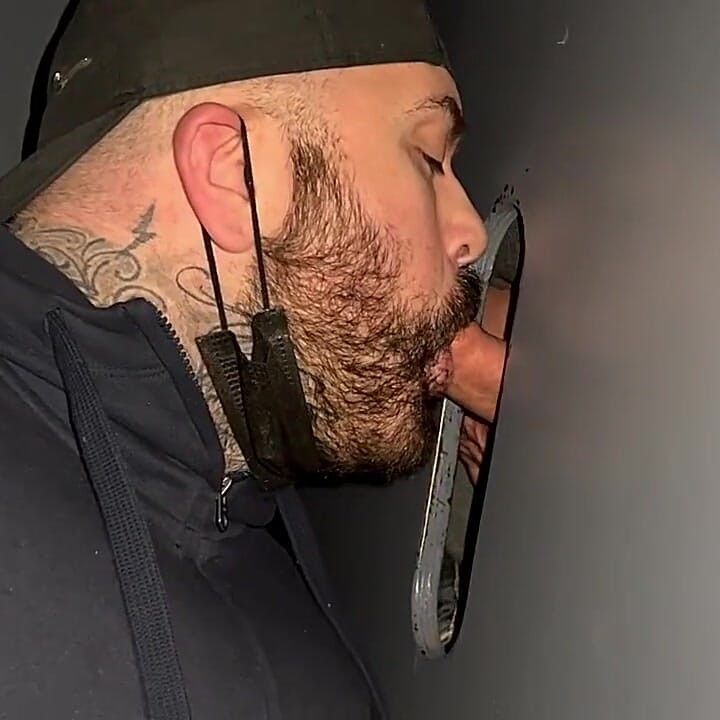 Cum 4 Glory Hole Part 5