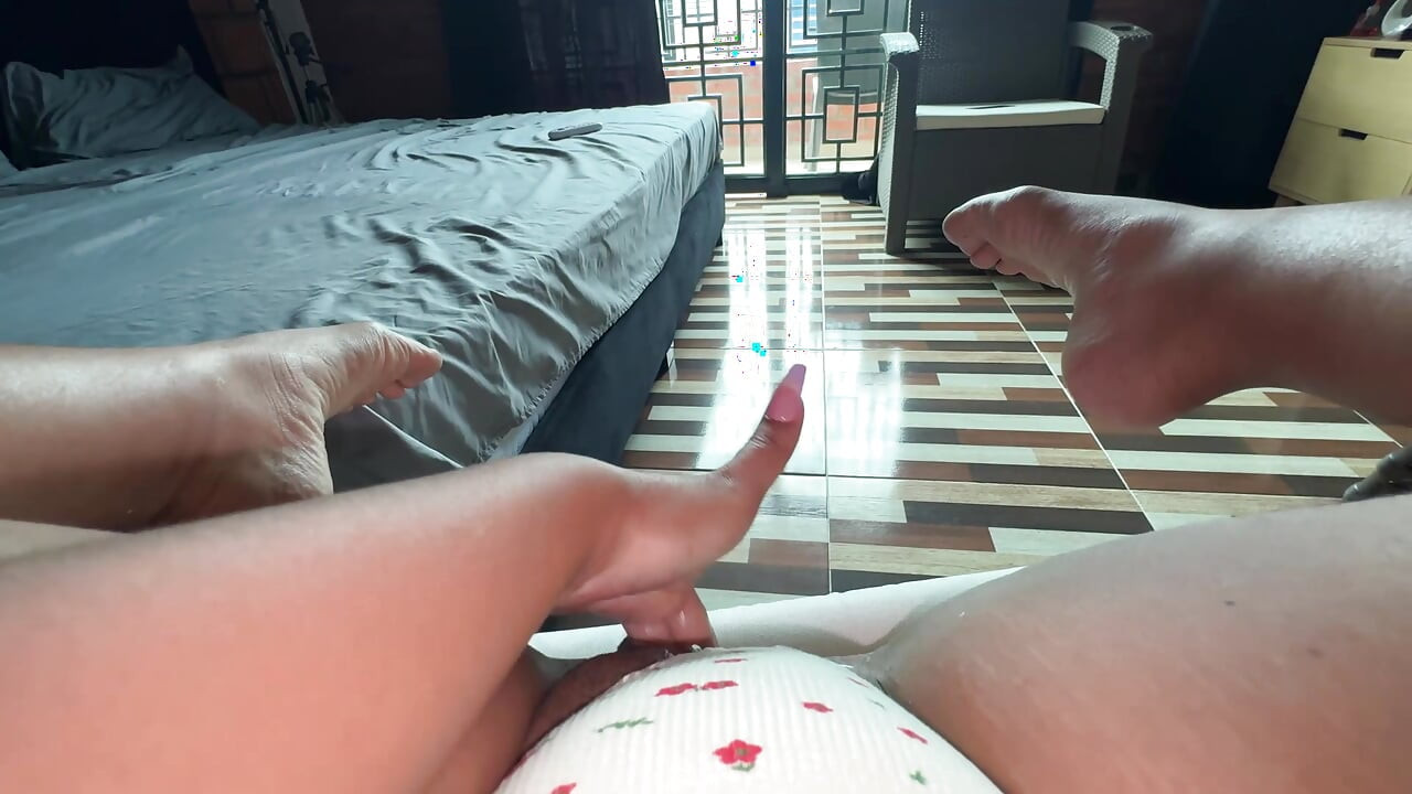 Bored at home after my appointment with the gynecologist, I was very horny I want to be fucked