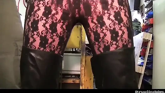 Камерон схватил за сиськи, отшлепали и выпороли