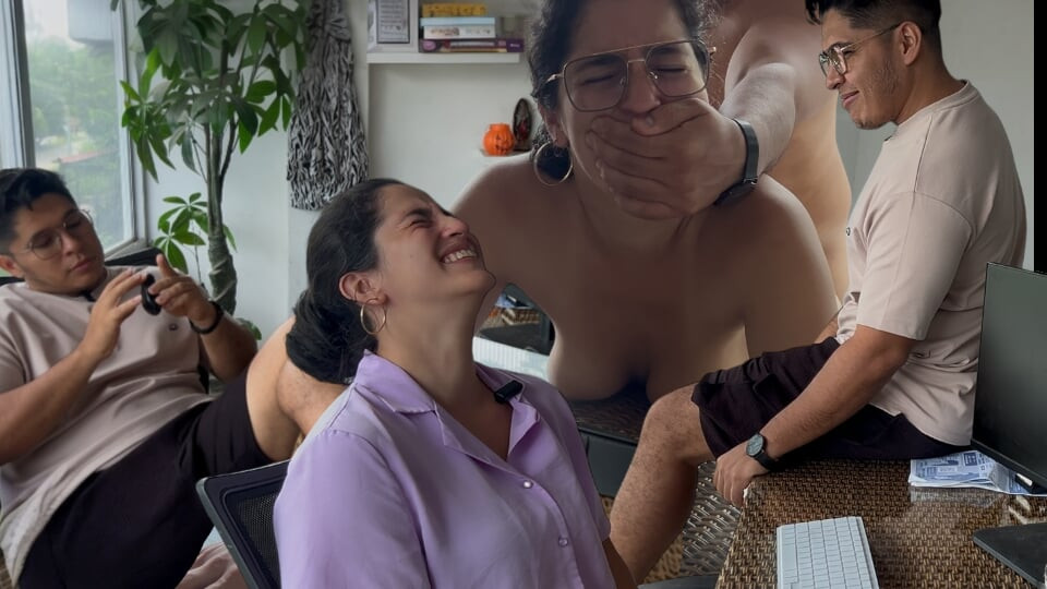 Seks u uredu s mojom ženom tajnicom, ona na mene!