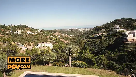 Yaramaz emlakçı Lia Lin satışı almak için seninle sikişiyor