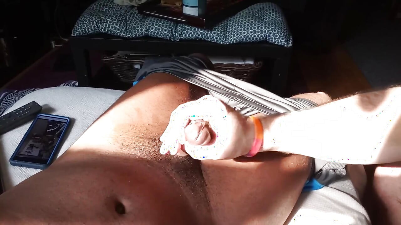 ชักว่าว! Kennie Jai โดนชักว่าวจากหมี