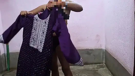 Heiße indische xXX ZIMMERmädchen voller fick