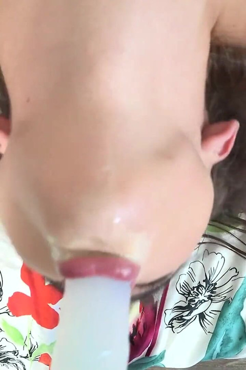 Blair williams hat eine sexfantasie mit uns über ihren college-professor
