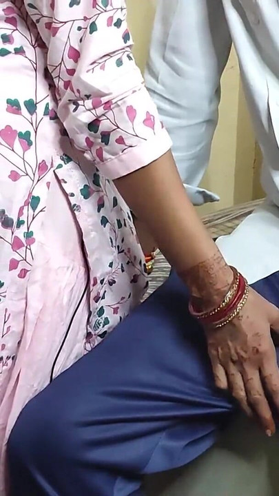 Must-see moment from "On Raksha Bandhan, Bhua&#039;s sexy girl was given the best special gift."