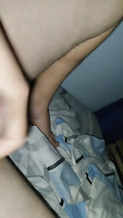 I masturbate in my hot bed