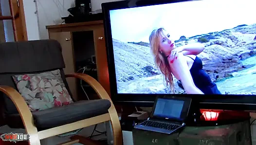 Cute and sweet blond teen gonna be dismonted