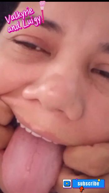 Girlfriend deepthroat blowjob