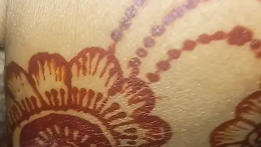 Aku sama istriku sendiri, pakai kondom