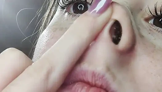 Akmış burun yakın çekim